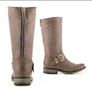 Steve Madden Distressed Leather Zip Up Boots